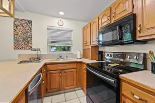 360 High Point Ct, Boynton Beach, FL 33435 - Photo 6