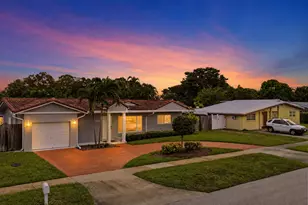 1257 NW 7th St, Boca Raton, FL 33486 - Photo 38