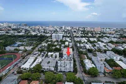 1045 10th Street #301, Miami Beach, FL 33139 - Photo 2