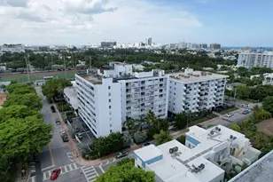 1045 10th St, Miami Beach, FL 33139 - Photo 38