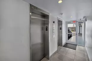 1045 10th St, Miami Beach, FL 33139 - Photo 12