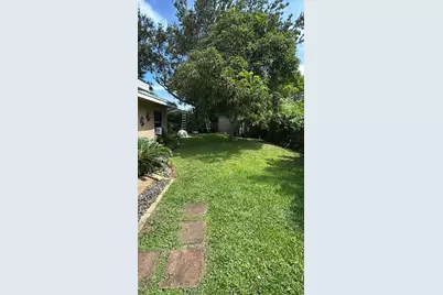 2869 SE 1st Place, Boynton Beach, FL 33435 - Photo 6