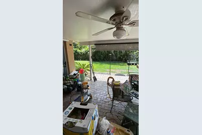 2869 SE 1st Place, Boynton Beach, FL 33435 - Photo 12