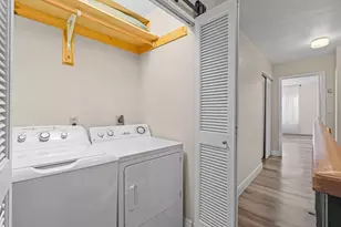 3728 Estepona Ave, Doral, FL 33178 - Photo 32