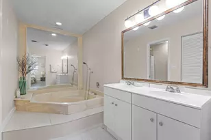 3728 Estepona Ave, Doral, FL 33178 - Photo 22