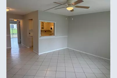 147 Cambridge G, West Palm Beach, FL 33417 - Photo 4