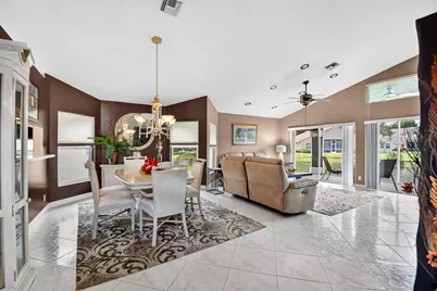 107 Harbor Lake Circle, Greenacres, FL 33413 - Photo 10