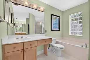 107 Harbor Lake Cir, Greenacres, FL 33413 - Photo 22