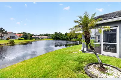 107 Harbor Lake Circle, Greenacres, FL 33413 - Photo 32
