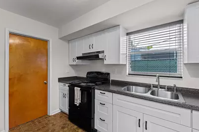 4987 SW 25th Avenue, Dania Beach, FL 33312 - Photo 18
