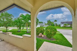 1267 Summerwood Cir, Wellington, FL 33414 - Photo 2
