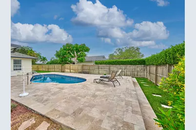 1267 Summerwood Circle, Wellington, FL 33414 - Photo 10