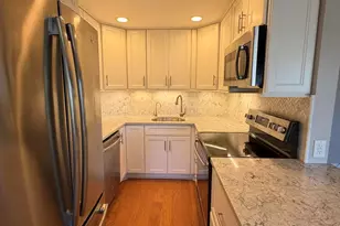 166 Dorset D, Boca Raton, FL 33434 - Photo 2
