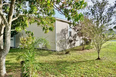56 Manor Drive, Fort Pierce, FL 34982 - Photo 18