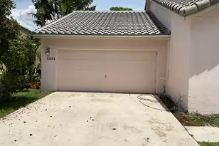 6099 Farmers Pl, Lake Worth, FL 33463 - Photo 2