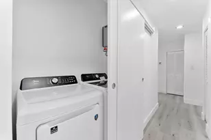 316 NW 6th Ct, Deerfield Beach, FL 33441 - Photo 4