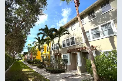 960 Millbrae Court #4, West Palm Beach, FL 33401 - Photo 2