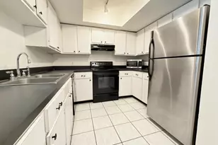 6287 Scotch Pine Ln, Lake Worth, FL 33462 - Photo 2