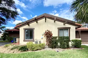 6287 Scotch Pine Ln, Lake Worth, FL 33462 - Photo 1