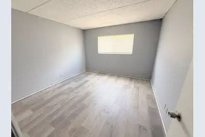 1501 Crescent Circle #C19, Lake Park, FL 33403 - Photo 6