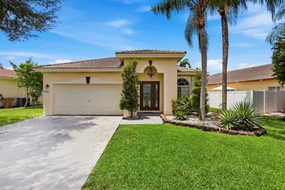 1343 SW 44th Terrace, Deerfield Beach, FL 33442 - Photo 2