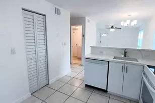 3777 NW 78th Ave, Davie, FL 33024 - Photo 4