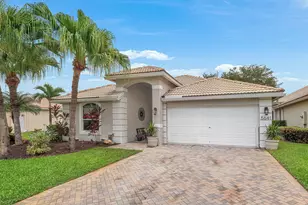 5641 Fountains Dr S, Lake Worth, FL 33467 - Photo 2