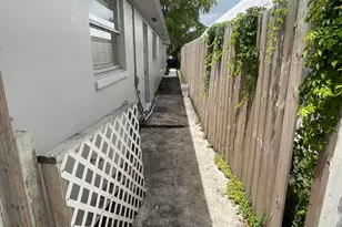 1316 NW 8th Ave, Fort Lauderdale, FL 33311 - Photo 4