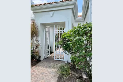 152 Coral Cay Drive, Palm Beach Gardens, FL 33418 - Photo 4