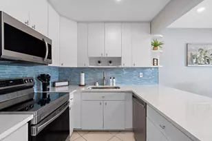3372 NE 5th Dr, Boca Raton, FL 33431 - Photo 6