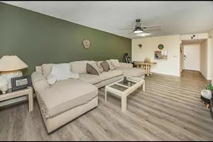 2615 NE 3rd Ct NE, Boynton Beach, FL 33435 - Photo 10