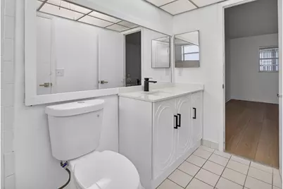 5061 W Oakland Park Boulevard #113, Lauderdale Lakes, FL 33313 - Photo 10