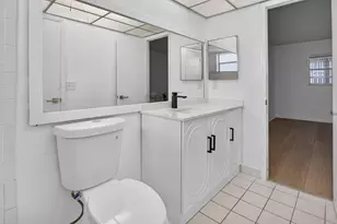5061 W Oakland Park Blvd, Lauderdale Lakes, FL 33313 - Photo 10
