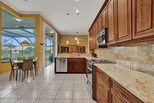 4850 NW 95th Dr, Coral Springs, FL 33076 - Photo 4