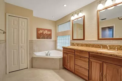 4850 NW 95th Drive, Coral Springs, FL 33076 - Photo 38