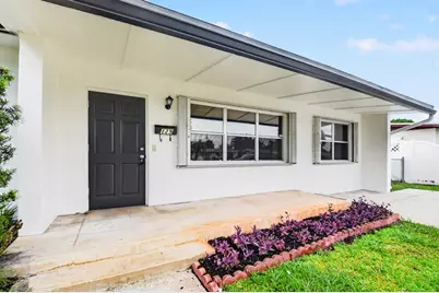 129 Greenbrier Drive, Palm Springs, FL 33461 - Photo 24