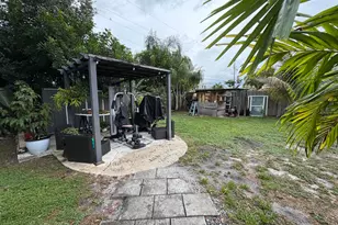 3407 Taconic Dr, West Palm Beach, FL 33406 - Photo 18