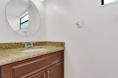 202 Lakewood Drive #11B, Jupiter, FL 33458 - Photo 12