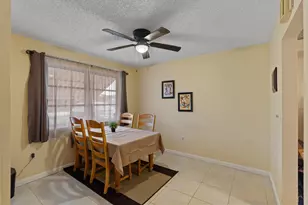 1111 NW 85th Way, Pembroke Pines, FL 33024 - Photo 4