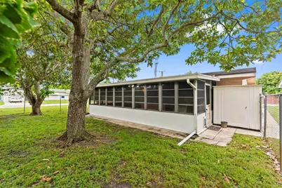 1111 NW 85th Way, Pembroke Pines, FL 33024 - Photo 14