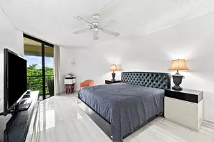 7400 Radice Ct, Lauderhill, FL 33319 - Photo 10