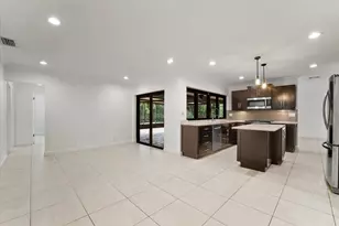244 NW 102nd Terrace, Plantation, FL 33324 - Photo 10