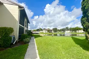 132 Lake Pine Cir, Greenacres, FL 33463 - Photo 2