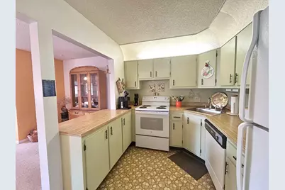 132 Lake Pine Circle #B-2, Greenacres, FL 33463 - Photo 6