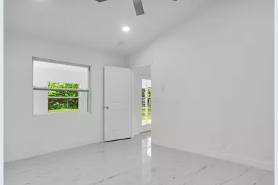 14817 97th Road N, The Acreage, FL 33412 - Photo 12
