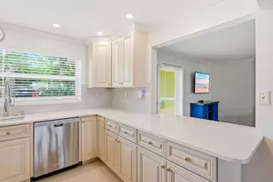 499 SW 12th Ave, Boca Raton, FL 33486 - Photo 10