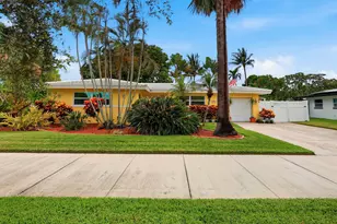 499 SW 12th Ave, Boca Raton, FL 33486 - Photo 2