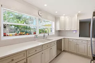 499 SW 12th Ave, Boca Raton, FL 33486 - Photo 12