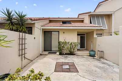 222 Old Meadow Way, Palm Beach Gardens, FL 33418 - Photo 4