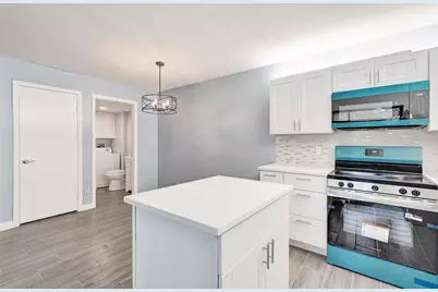 736 NW 98th Circle, Plantation, FL 33324 - Photo 2